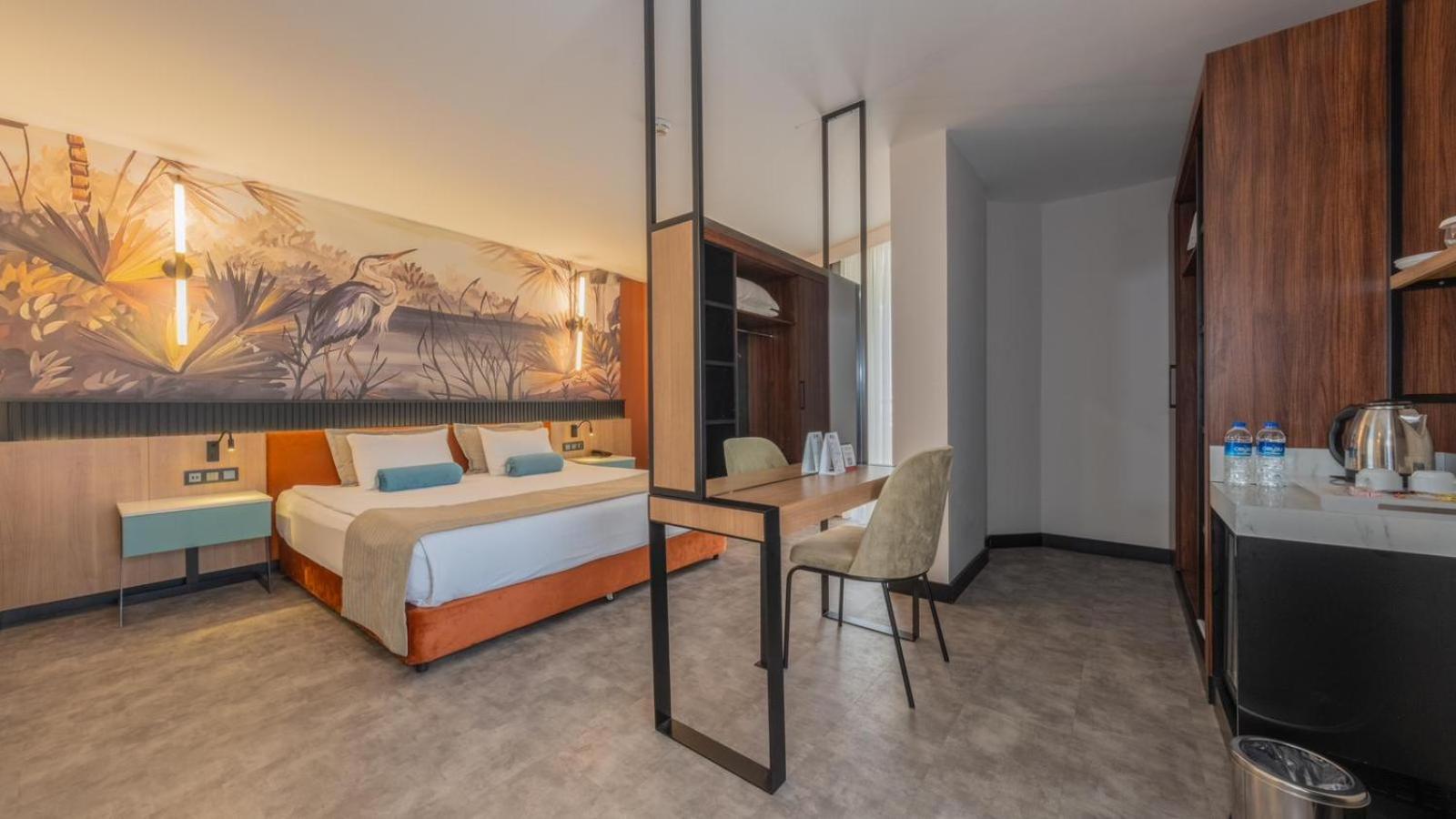 Best Western Plus Khan Hotel Antalya Buitenkant foto