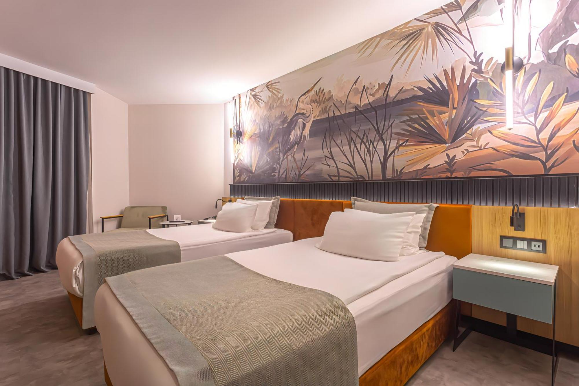 Best Western Plus Khan Hotel Antalya Buitenkant foto
