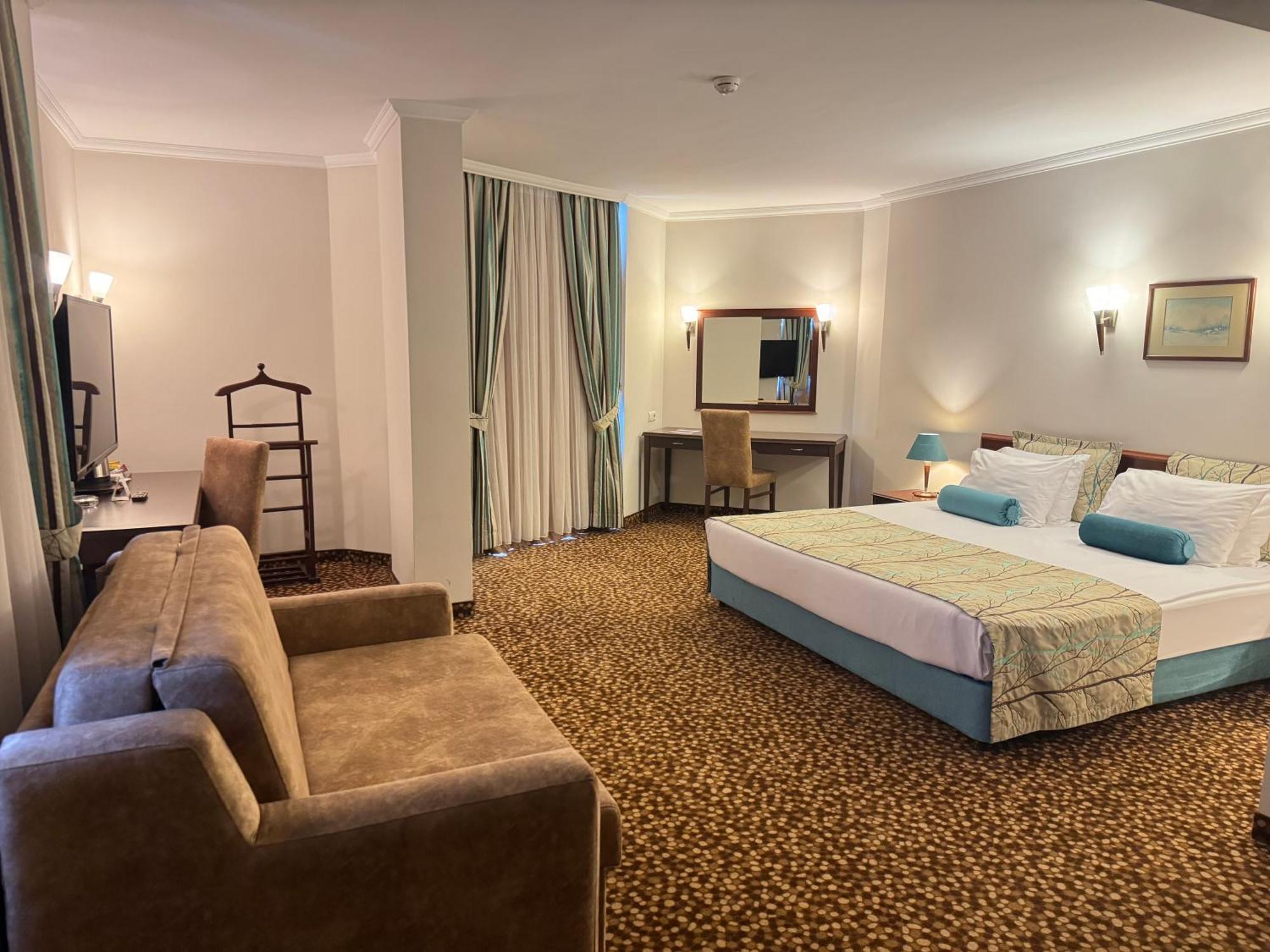 Best Western Plus Khan Hotel Antalya Buitenkant foto