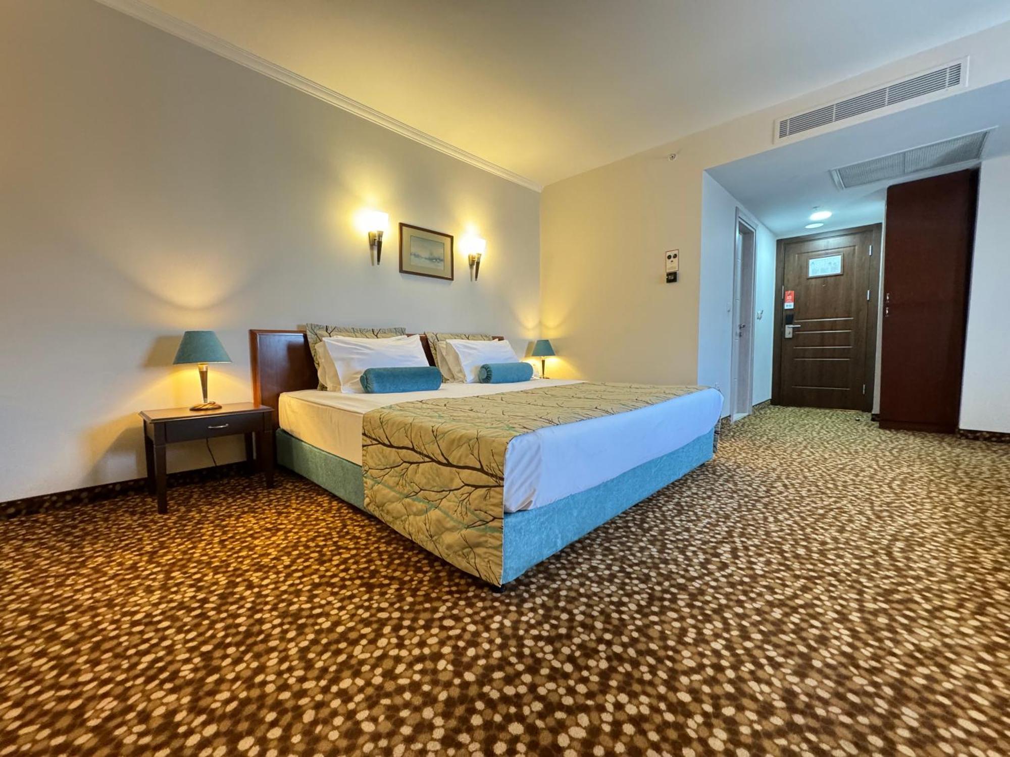 Best Western Plus Khan Hotel Antalya Buitenkant foto